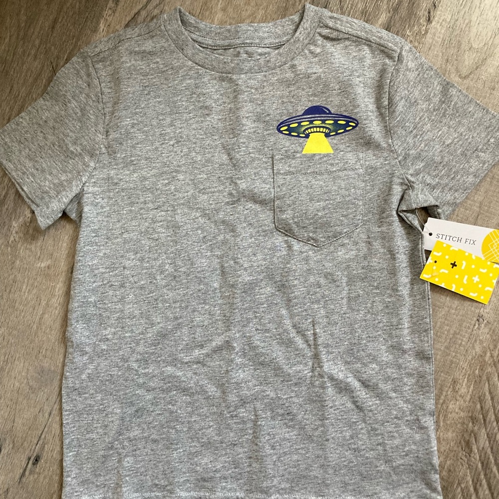 NWT Rumi +Ryder UFO tshirt